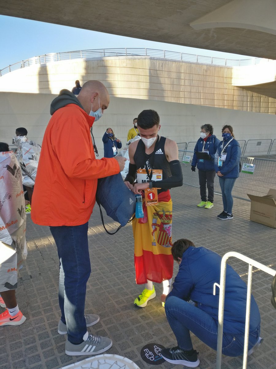 foroatletismo's tweet photo. Carlos Mayo.

1h00:05, 2ª mejor marca española de la historia en su debut en media maratón.

👏👏👏 https://t.co/d7pASm0uBP