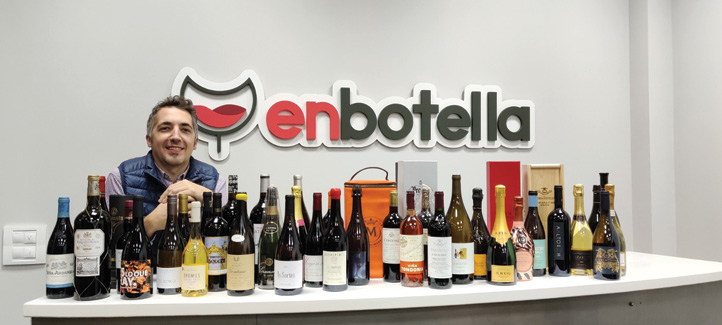 Participa en nuestro sorteo y consigue un vale de 200 € para comprar vino en la web <a href="/enbotella/">enbotella</a>  
Además, contarás con el asesoramiento de Manu Jiménez, mejor sumiller de España 2017
spanishwinelover.com/gana-dosciento…