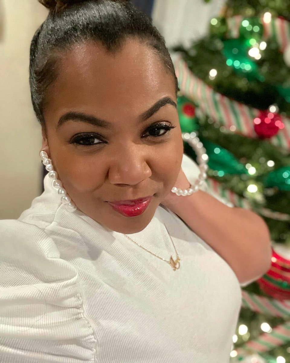 LabelCurv's tweet image. Happy Holidays #HappyHolidays #plussizefashion #labelcurv