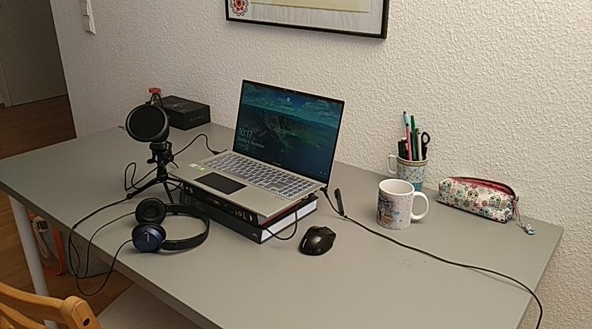 CamaroteDarwin's tweet photo. Hoy por fin, después de muchos meses con la idea rondando en la cabeza, grabaremos el primer episodio de nuestro #podcast de #divulgación científica. Estar atentos, se vienen temas interesantes. Que #ilusión ☺️ https://t.co/8r0ZGTuP1E