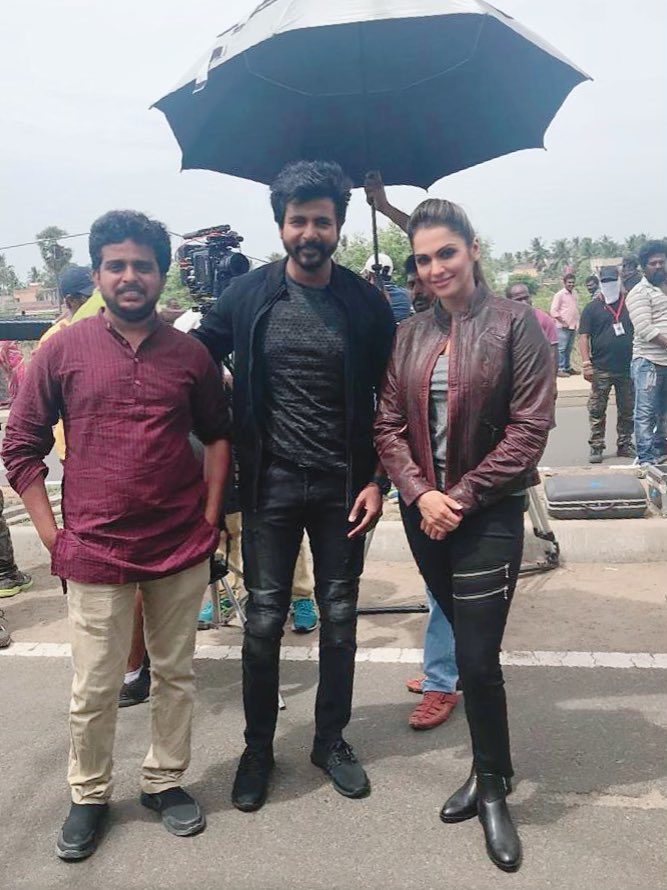 Whenever SK had two release in a year, it had become a blockbuster one2016 rajinimurugan,remo (both successful)2018 seemaraja,Kanaa (one is fav of SKians and another one is favfor all)2021 .......