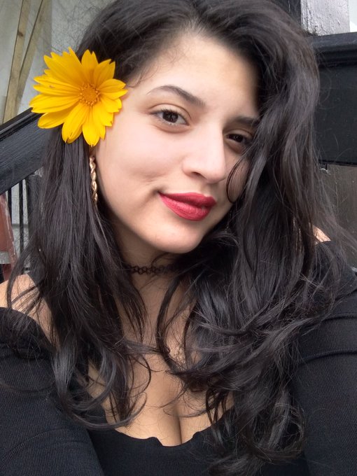 Watch Gabriela Lopez's leaked NSFW photo on TwXstars