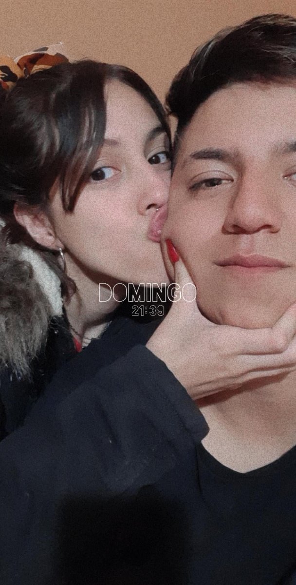 Facundo66873738's tweet photo. Felices 9 meses mi amooooooooooor, te amoooo muchooooooo ❤❤❤😍😍😍 https://t.co/ofGJSqfCYE