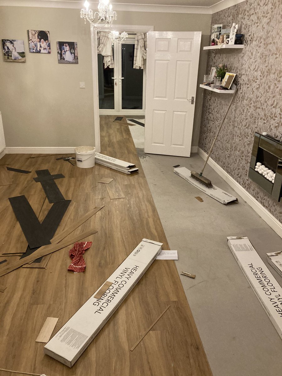 FBallTechPH's tweet photo. The wife asked me can we get the lounge floor done for Christmas , I said I donโt think il have the time , usual outcome ๐#stopgapP131 #stopgap300HD @FBallUK #StyccobondF48plus https://t.co/EaVDpFhlRK