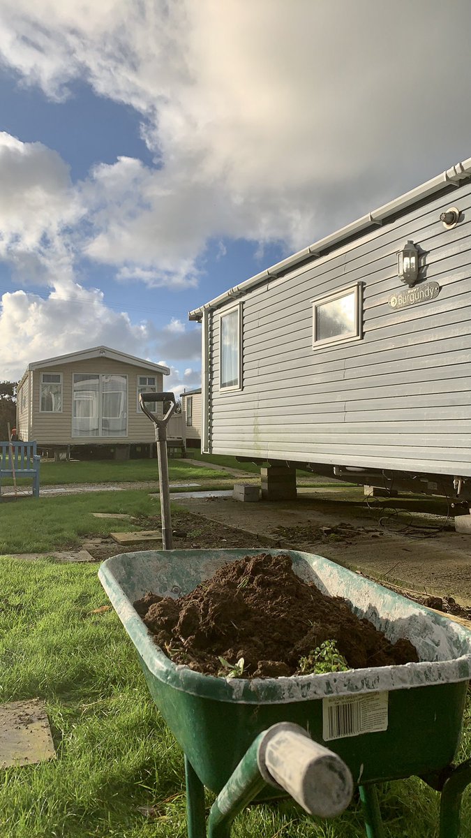 CornwallCaravan's tweet photo. That time of year again jobs on site.
https://t.co/EPG0OSnNXi
See you soon
All the best 
Craig &amp; Kerry https://t.co/6OFtPAfQfy