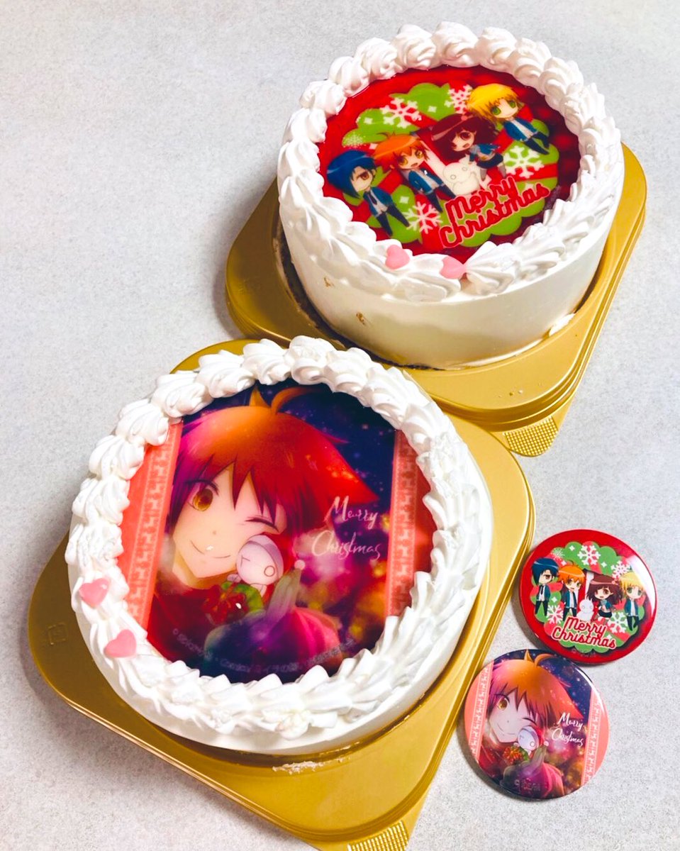 「ミイラの飼い方クリスマスケーキ、2020年バージョンです!🎂🌟

今年も缶バ」|空木かける@16巻発売中のイラスト