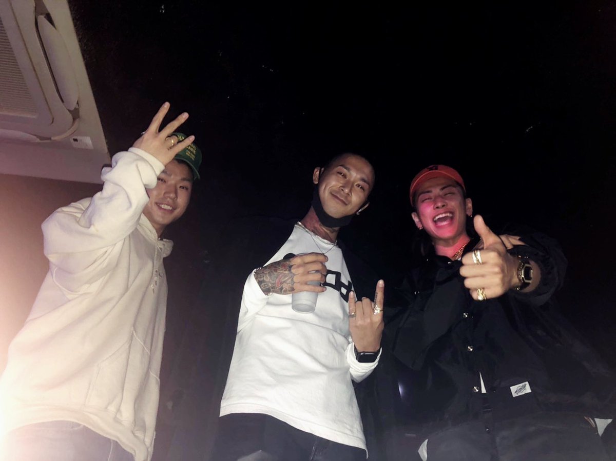 diablo_repaint's tweet image. 🪞ＭＡＳＫ　ＯＦＦ🪞
With @yellowbucks N @DJSID_TTTG 
 Congratulations on selling ”JUNGLE"
¥essir💯💯💯

#yellowbucks #djsid #tttg #diablo #yamagata #sakata #musician