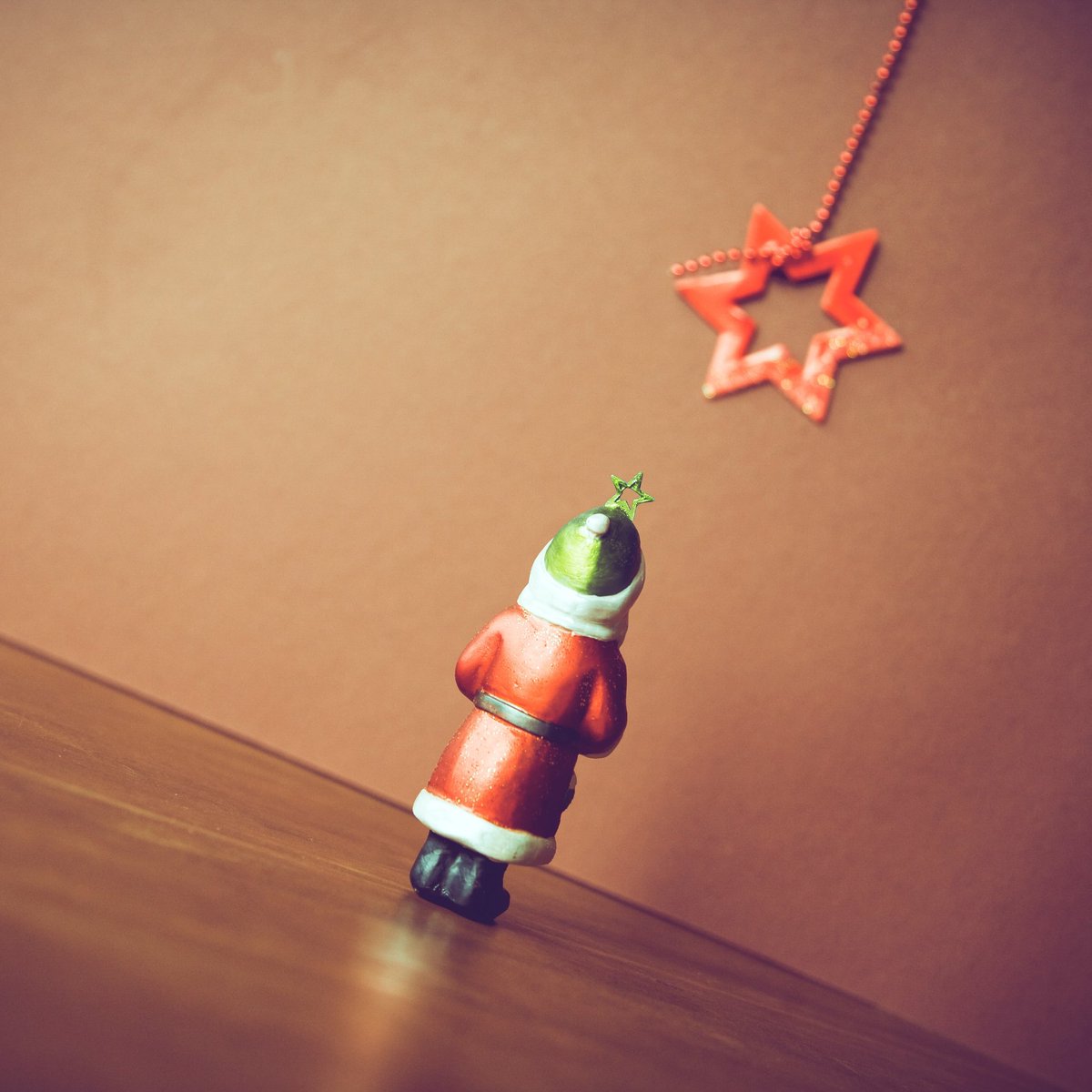 sonnebeck's tweet photo. Das 6. Türchen ist geöffnet: Der Samichlaus war schon hier - die Kleinigkeiten, die er da gelassen hat, gehen heute an unsere Gäste im #Z5 und #Talbach in #Frauenfeld sowie #Müllheim und #Kreuzlingen. #Advent #Geschenke #Weihnachten https://t.co/r4YuZBmXtU