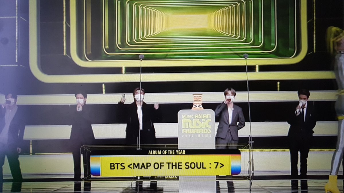 CONGRATS BTS FOR THE ALBUM OF THE YEAR AWARD
YOU DESERVE IT💜

#2020MAMA 
<a href="/BTS_twt/">방탄소년단</a>
