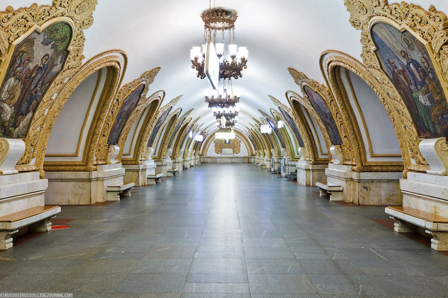 9/ Kievskaya Metro Station, Moscow