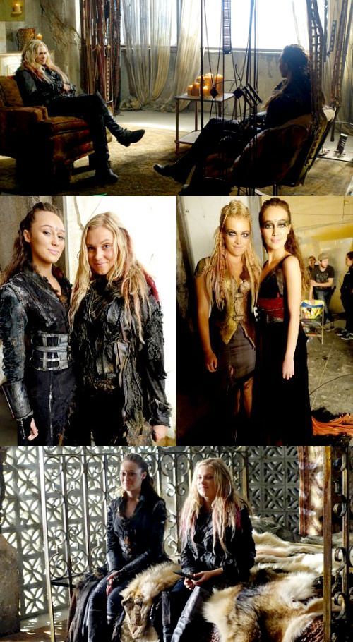 LexaGold1's tweet photo. That is something so personal to me πβ€
#Lexa #Clarke #ClexaBTS https://t.co/m8hdSsUwhb