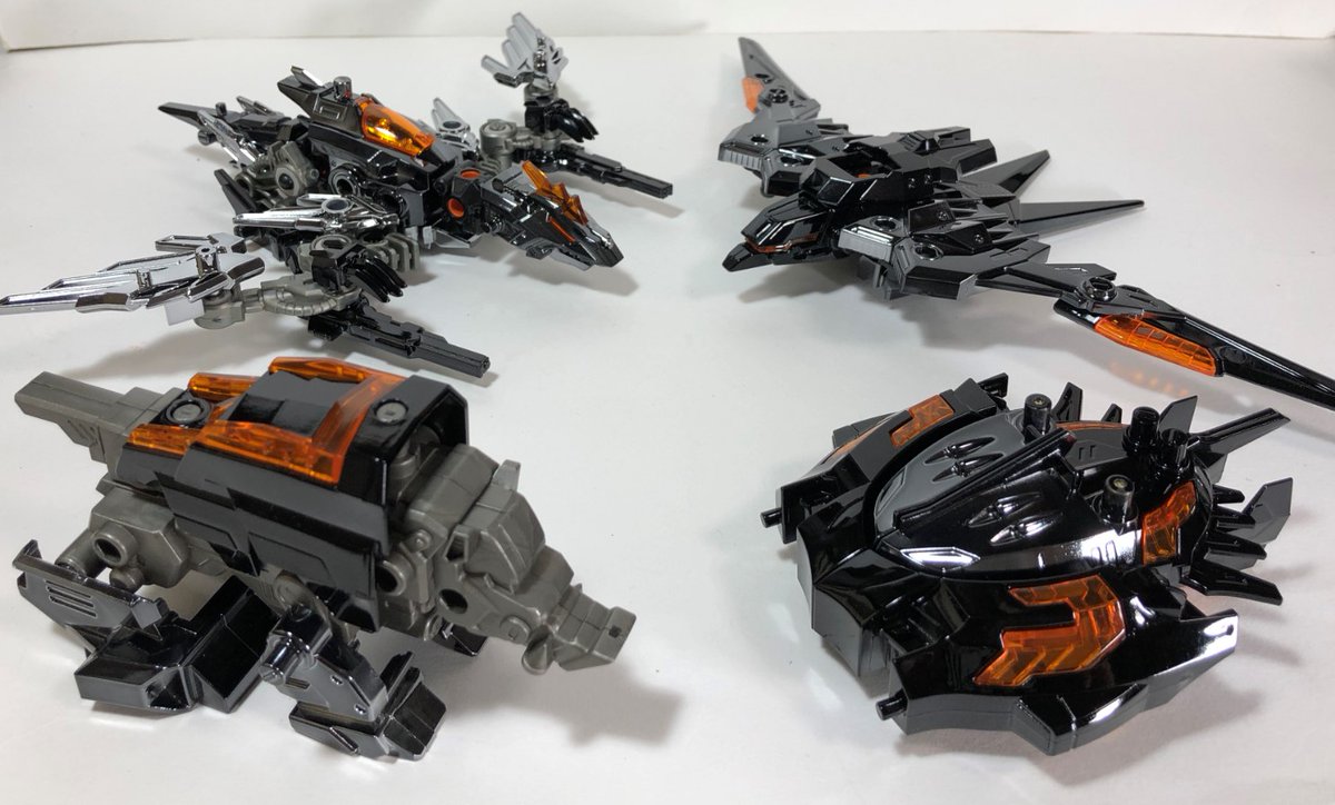 新品・未組立　ゾイド　漆黒凱龍輝・真　ブラックエヴォフライヤー　ZOIDS