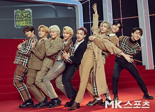 NeSomnevaisya's tweet photo. #StrayKidsxMAMA2020
#MnetASIANMUSICAWARDS #MAMA #Mnet 
#StrayKids 
#스트레이키즈  
@Stray_Kids https://t.co/ArCTdjlYwa