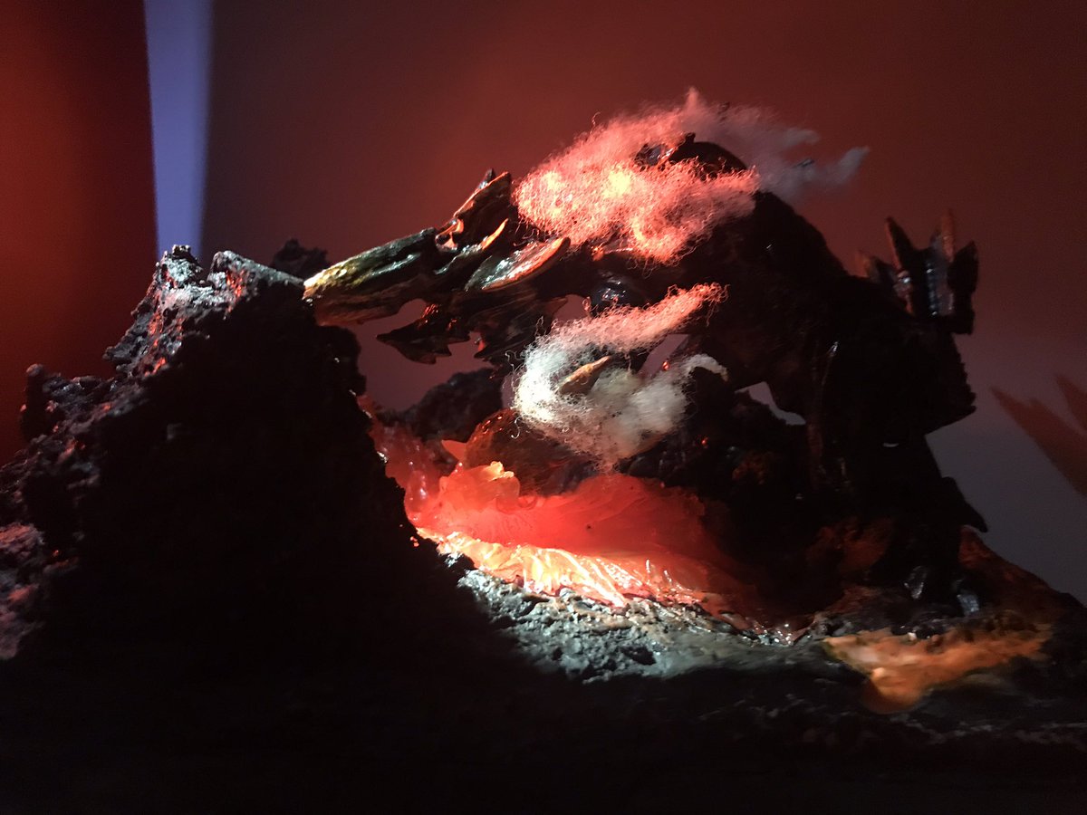 ジオラマ制作 以前改造した猛り爆ぜるブラキディオスの専用ジオラマを
