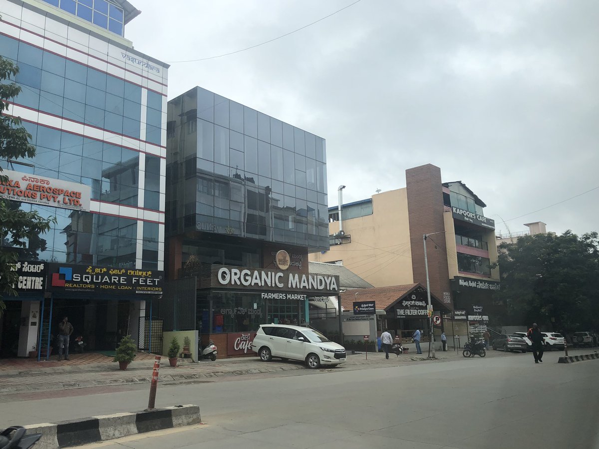 NammaBengaluroo's tweet photo. #PartyIsOn @ #starbucks #organicmandya 🤬
#thefiltercoffee looks good 🙌 https://t.co/GkKR29XR2W