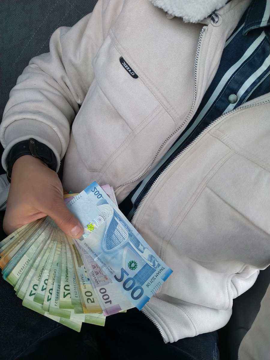 Pulum var mənim
Mənim pulum var
Var pulum mənim