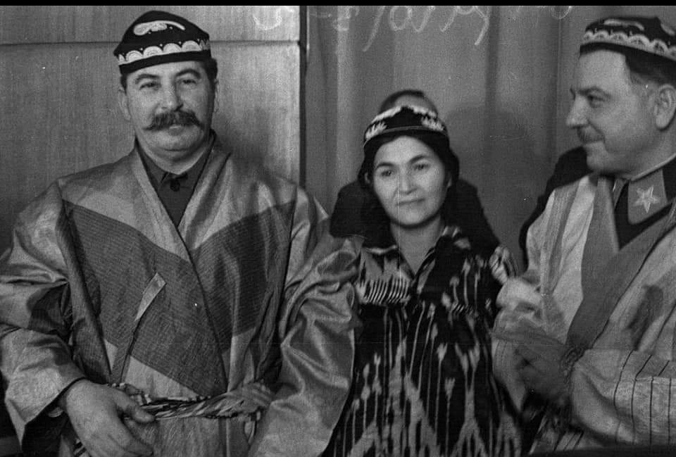 [Obrazek: EojXf22XMAAbZ2n.jpg]