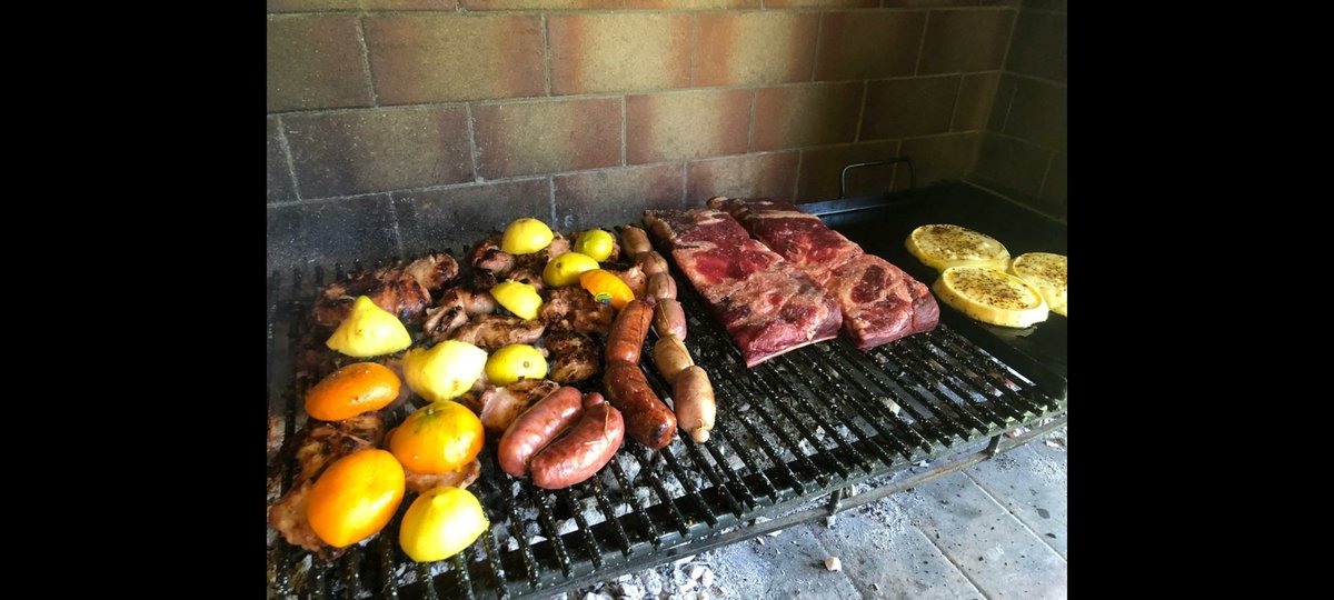 Gracias #awt por la invitacion,   11 horas comiendo y tomando. Un genio <a href="/Batalogy/">Martin Gorostegui</a> que se puso la 10, gran anfitrion.