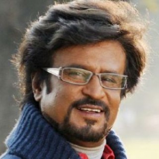 3)பணம்? அவர் இந்தியாவில் மட்டும் அல்ல ஆசியாவிலேயே அதிக வெற்றி கொண்ட நடிகர்,அவருக்கு பணம் ஒரு பொருட்டே இல்லை!வீட்டில் இருந்து விளம்பர படங்களில் நடித்தாலே பல கோடிகள் சம்பாதிக்க முடியும்!அவரின் புகழை வாடிக்கையாளர்களின் தேர்வாக ஆக்க அவர் ஒருபோதும் விரும்பாததால் விளம்பர படங்களில்