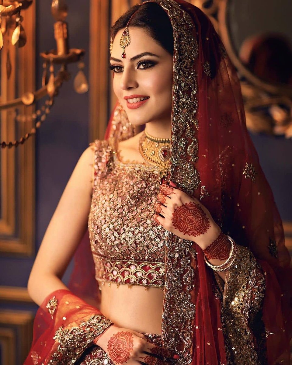 Showbiz & News tweet media