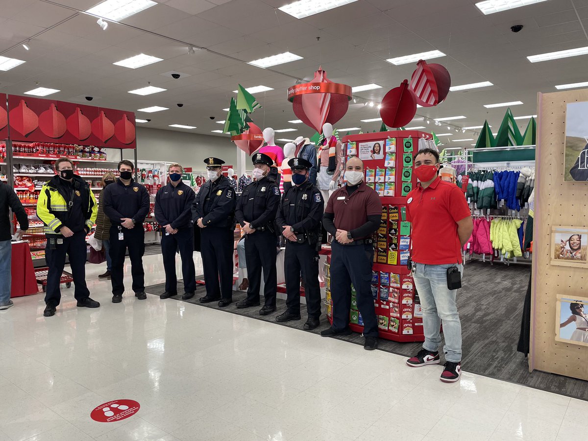 While shopping was virtual, <a href="/novipolice/">Novi Police Department</a> and <a href="/novifire/">Novi Fire</a> were on hand to safely deliver packages to 12 lucky families. #ThankYou <a href="/Target/">Target</a> for your support. #PublicTrust #GivingBack <a href="/cityofnovi/">City of Novi</a>