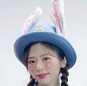 Kim Minji a bunny: thread
