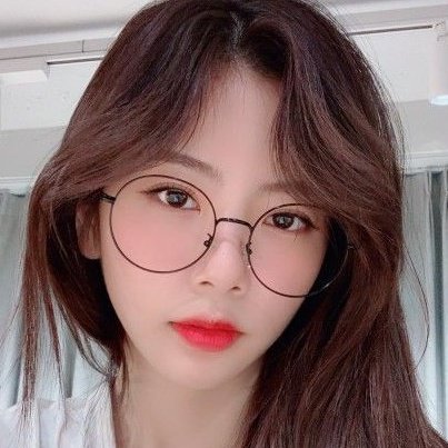 Kim Minji a bunny: thread