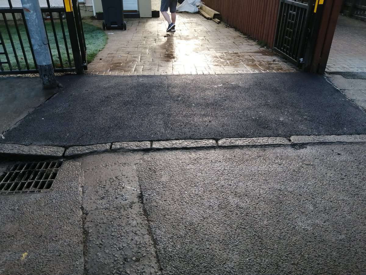 DynamicDevelop6's tweet photo. Dropped kerb installed with 6m tar finish. Get in touch for free quote✌️ https://t.co/M2LN6sTPsz