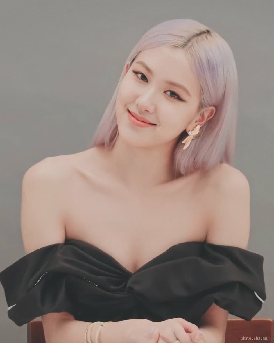 sunsetandrosie's tweet photo. gold, glory, and gospel? who needs that thing when it's not extend forever. nonetheless, as long as i keep everything that i love, even it's temporary, i'll always reminisce and appreciate their existence from now on, it's a pleasure to have cruise party with you. #IAmVIP https://t.co/3kvt8POReg