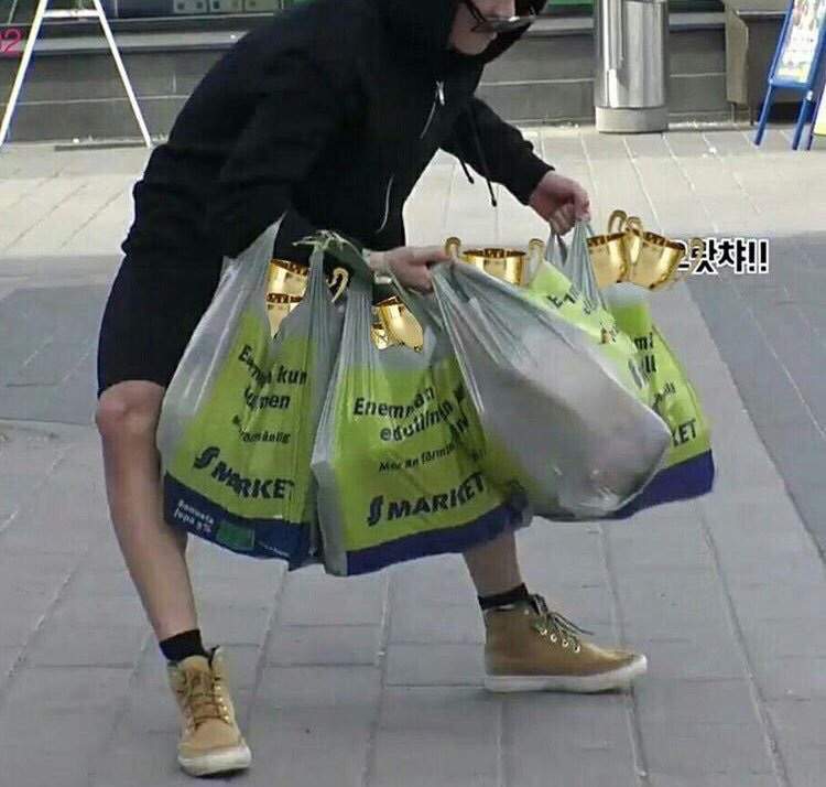 BTS MOOD OF THE DAY
PERIOD

#MAMA2020 
#BTSxMAMA 
<a href="/BTS_twt/">방탄소년단</a>