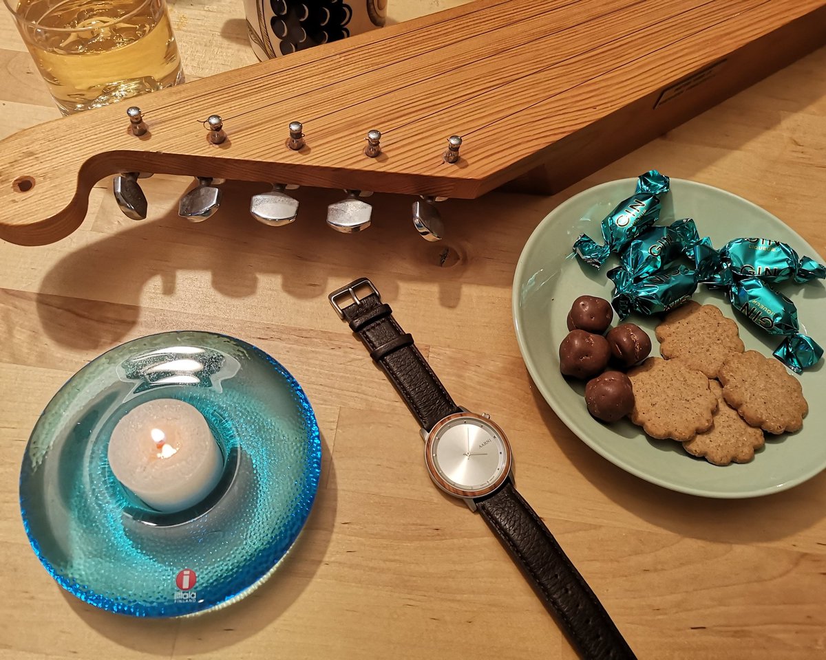 abcxyz_jp's tweet image. Hyvää itsenäisyyspäivää! Happy Independence Day Finland 🇫🇮 フィンランド独立記念日！

#hyvääitsenäisyyspäivää #aarni #iittala #kantele #fazer #pandamakeiset #chocolate #glösky #arabia #christmas #フィンランド #カンテレ #イッタラ #アラビア #独立記念日 #クリスマス