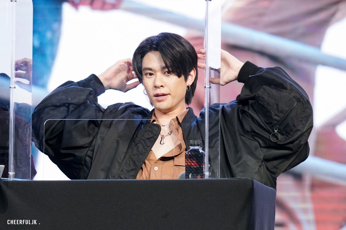 CheerfulJK2903's tweet photo. ง่วงยังเท่ หาวก็ยังเท่ เอ้อ เด็กคนนี้🤏🏻

#JackieJackrin
#TRINITY559Fansign
#TRINITY_TNT https://t.co/3OCeozutaX