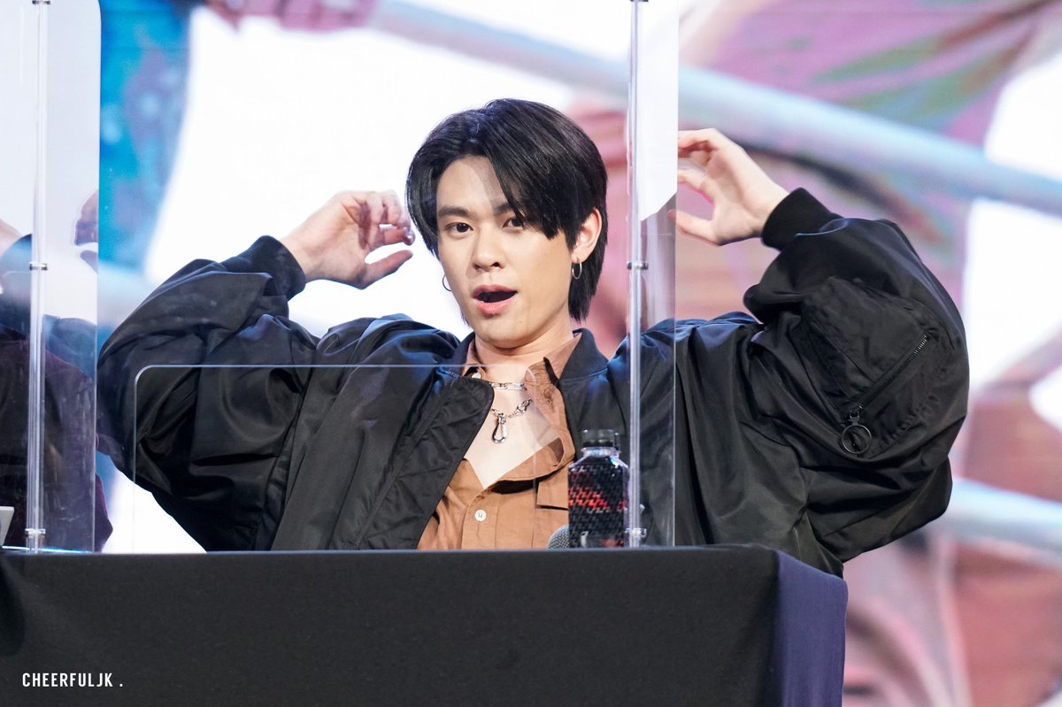 CheerfulJK2903's tweet photo. ง่วงยังเท่ หาวก็ยังเท่ เอ้อ เด็กคนนี้🤏🏻

#JackieJackrin
#TRINITY559Fansign
#TRINITY_TNT https://t.co/3OCeozutaX