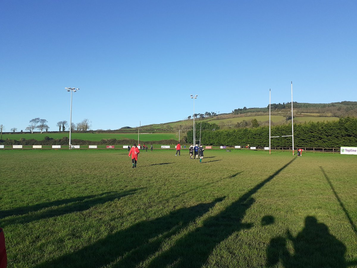 bernardhynes's tweet photo. What a beautiful morning @arklowrfc for minis training really brilliant to see so many children having fun inthe sun.
@LeinsterBranch 
@WicklowLsp 
@boiRUG 
#FromTheGroundUp
#NeverStopCompeting https://t.co/8xZFwI2nPq