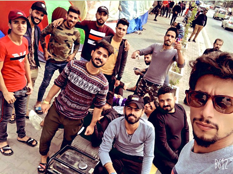 وعسَى أَنْ تَهبنِي أَعظَم ممّا حَلمْتُ🌷💐💜
#كهرباء_نقابه_وطن_انصفونا