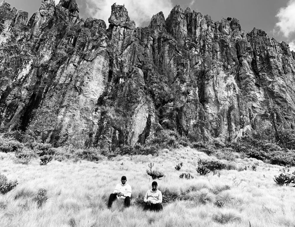dixions's tweet photo. Third-highest mountain in Kenya. Highest in the abardare (13,127ft) https://t.co/i9bhDG0gEF