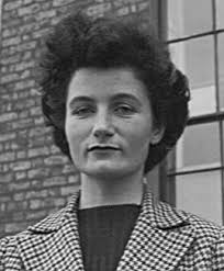 - Thread - Sheila Christina Tinney was born in 1918. She was one of only eight girls in her Leaving Certificate year in the whole country to get honours in maths. 1/7 #IrishWomenInHistory  #NollaigNamBan  #maths  #math