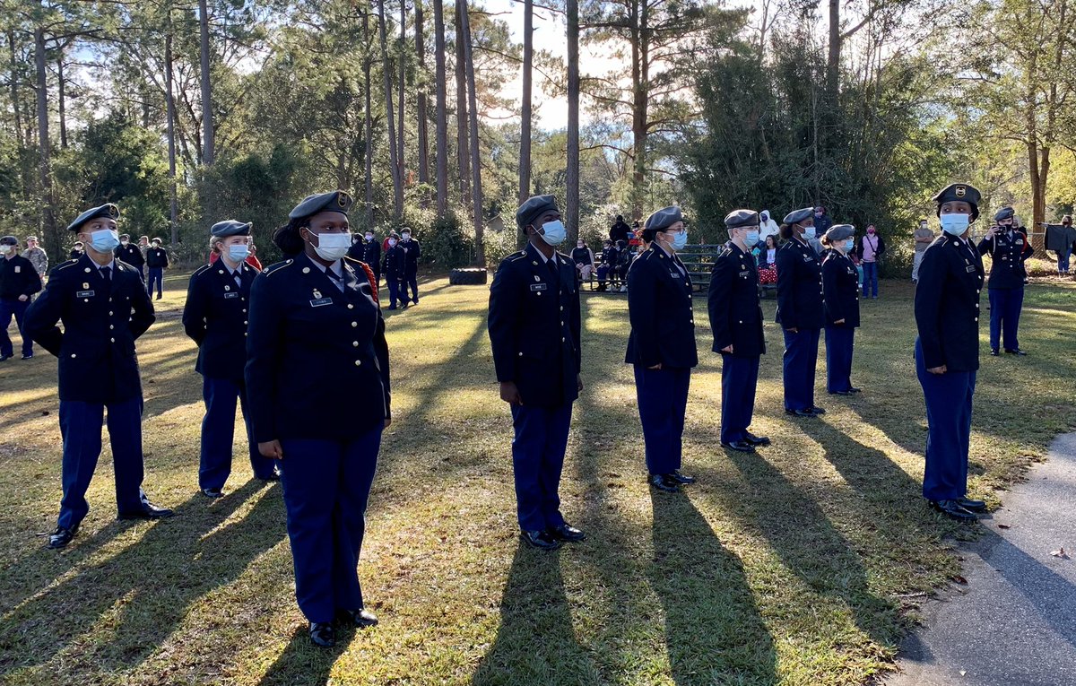 ChevelleThomas1's tweet photo. Kudos to @MurphyAcademies Freshmen Let 1s at the Murphy Military Leadership Academy for placing 2nd in Drill, 3rd in Inspection, and 4th in individual knock out Drill in the Mobile County Public School Freshmen Drill meet. #JROTC #PantherPride #DevelopingFutureLeaders https://t.co/IbH3vBoGrc