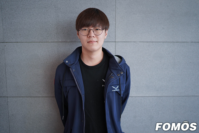 [閒聊] 乳摸：目金可能去V3