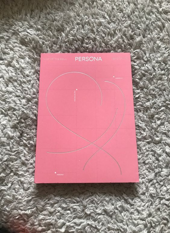 ficinyan's tweet photo. Giveaway alert special #BTSDaesangSweep !!

💌 1 buah album only persona untuk 1 orang
💌 RT + like, kalo mau rep ht + foto Seokjin jg boleh
💌 Rep dom

End tba.
Followers only
Goodluck luvs💜🥺

Pict by pinterest💜 https://t.co/ns6inFkXk2