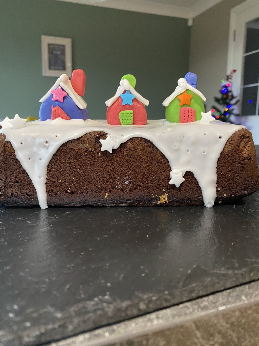 Louise Hunter tweet media