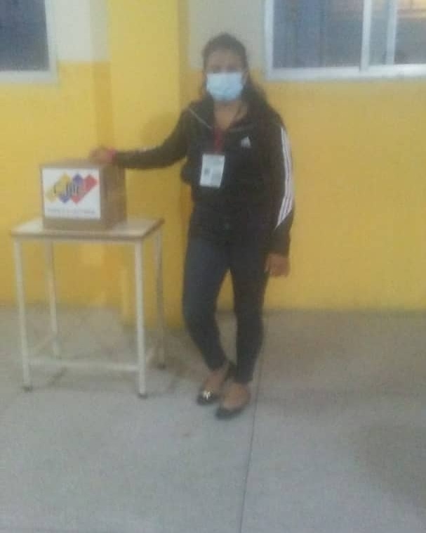 Juventud activa en  votación