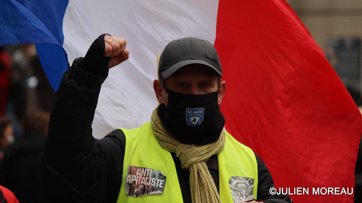 [THREAD : PHOTO] Manifestation contre la #LoiSecuriteGlobale (05/12/20 à Paris). (1/11)

© <a href="/JulienMoreauJM/">Julien Moreau | REPORTER</a>  / <a href="/LeMediaPourVous/">Le Média Pour Vous</a>