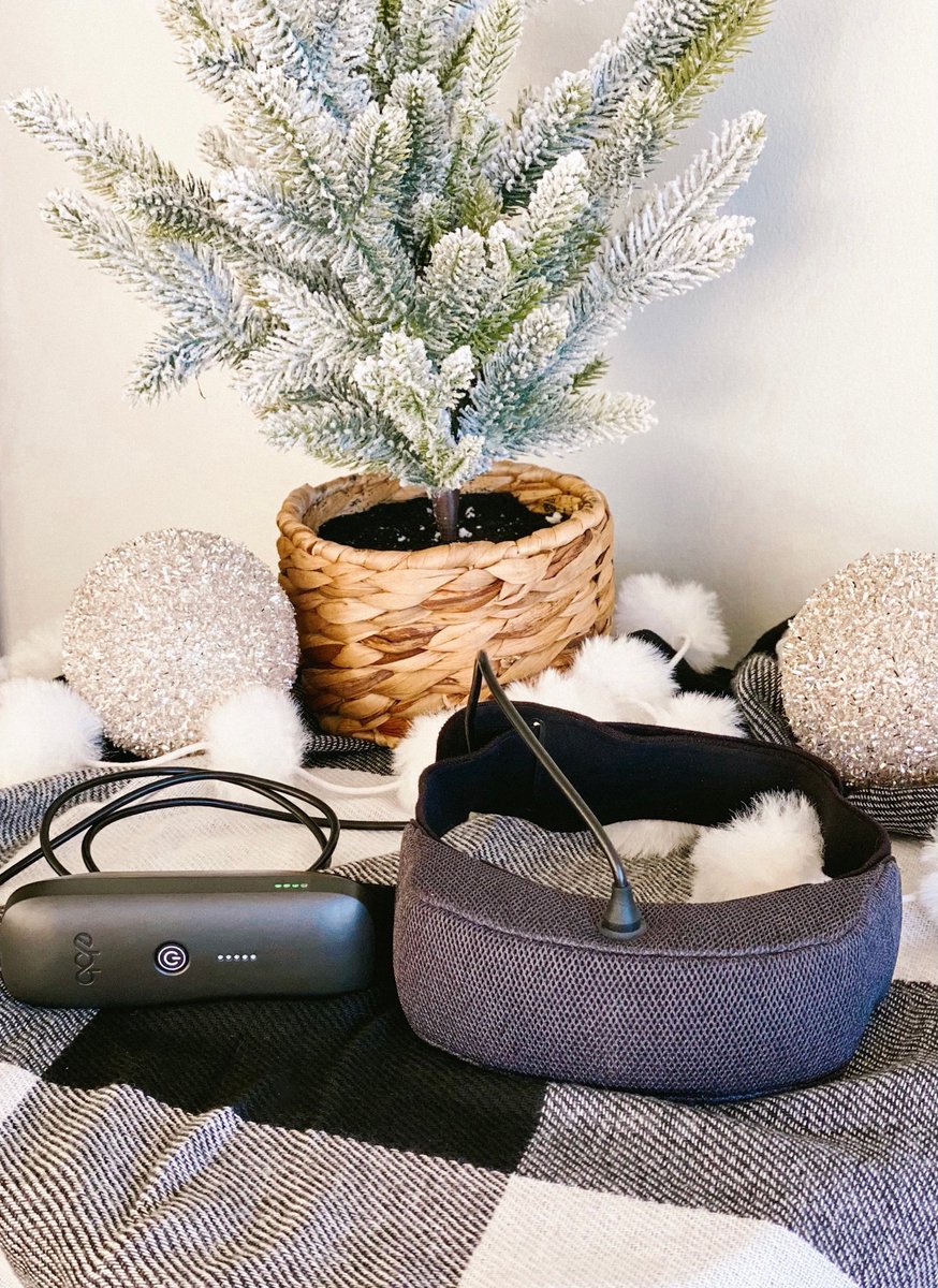 ebbtherapeutics's tweet photo. Not sure what to gift this holiday season? Good thing everyone loves sleep.

https://t.co/oKHszmVuHn https://t.co/JeU0mCwoTA