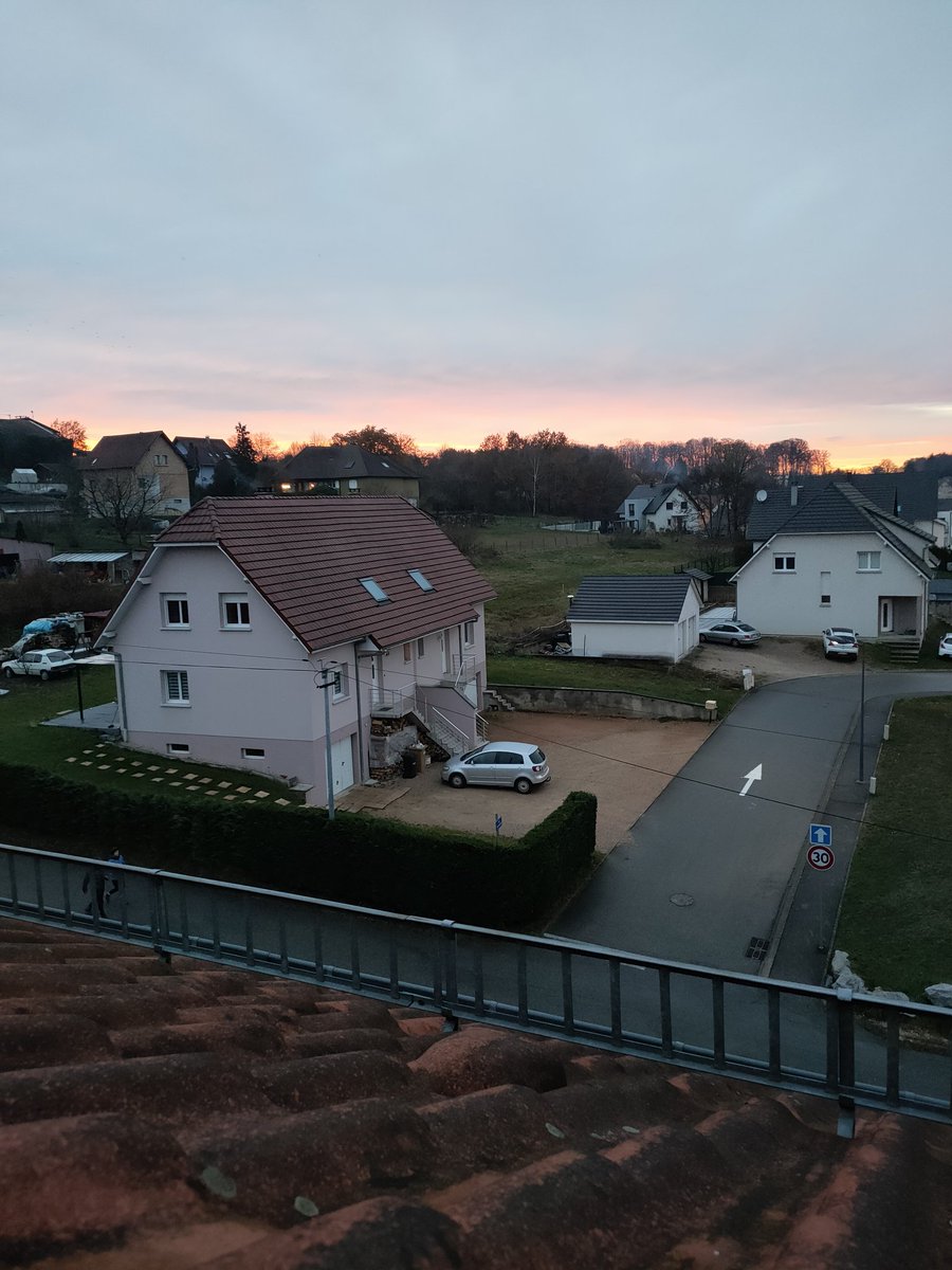 puce68's tweet photo. Coucher de soleil https://t.co/DNStyA5iNF