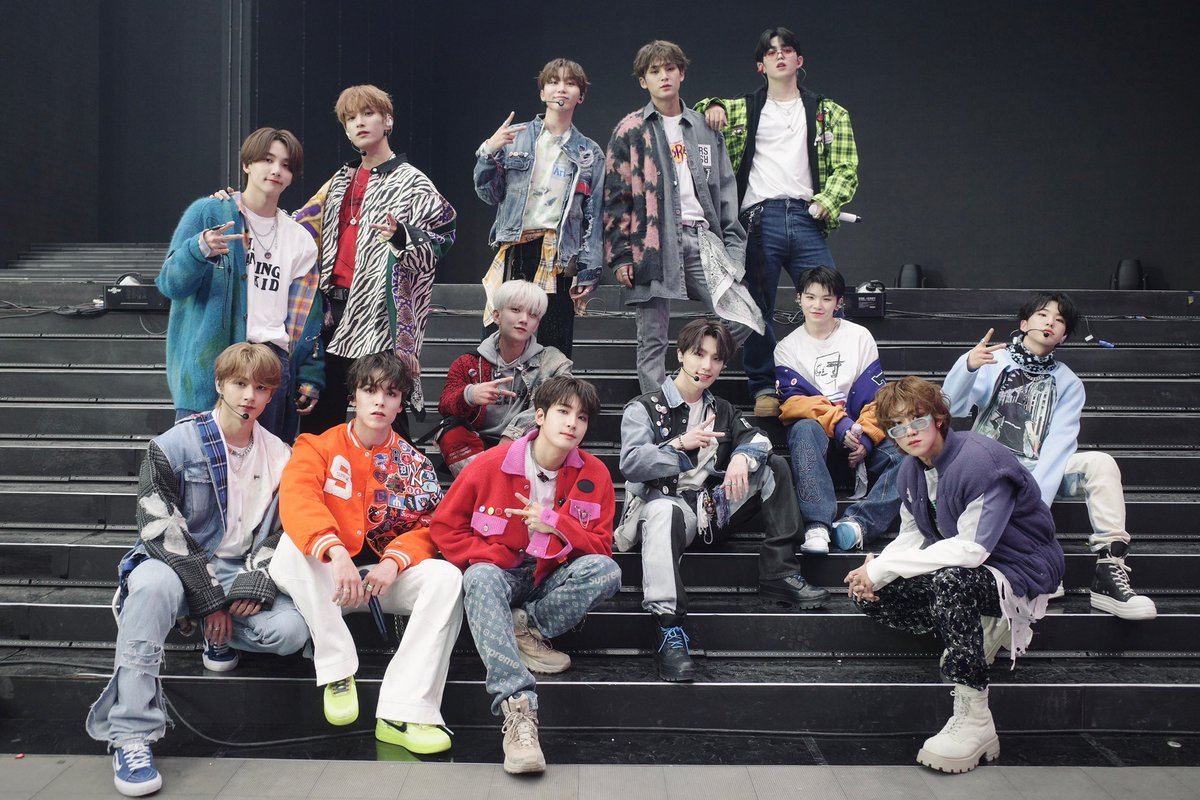 AVrtdez's tweet photo. Seventeen deserves much better because they so hardworking for that before they get every award.
We Will never forget you.
We love you From:CARATS❤❤, https://t.co/zt9ursNzwi