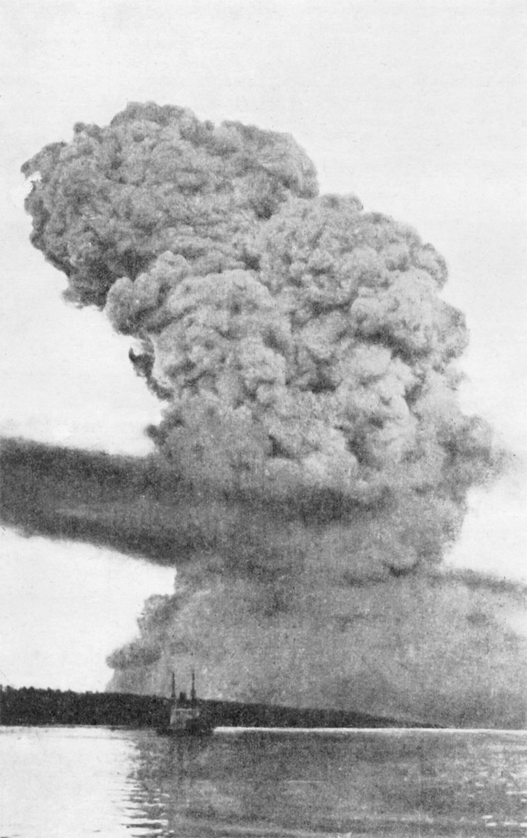 At 9:04am, the Mont-Blanc exploded. It was the most powerful manmade explosion prior to the development of the atom bomb. It leveled the buildings for a mile around, caused a tsunami, and left 10,000 Haligonians injured or killed. 5/