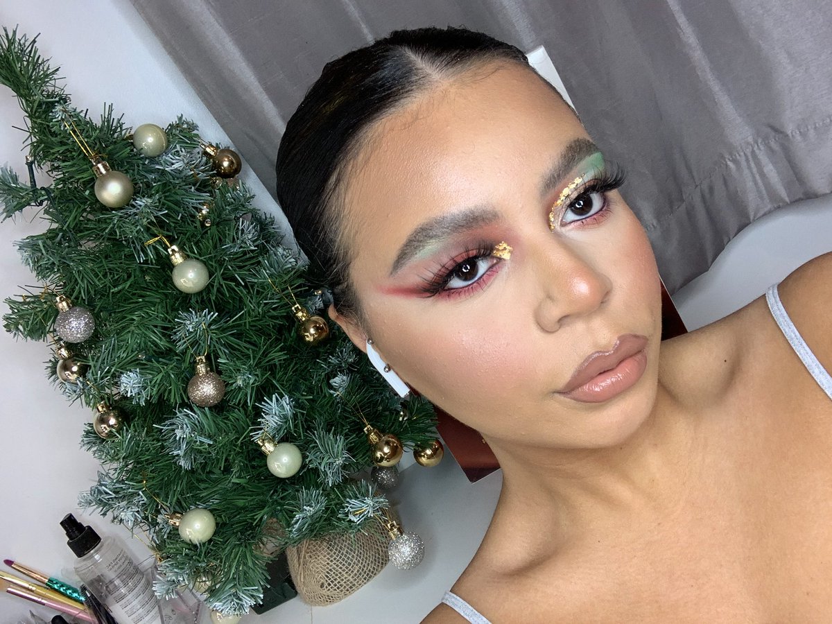 T I A 🐉 tweet media