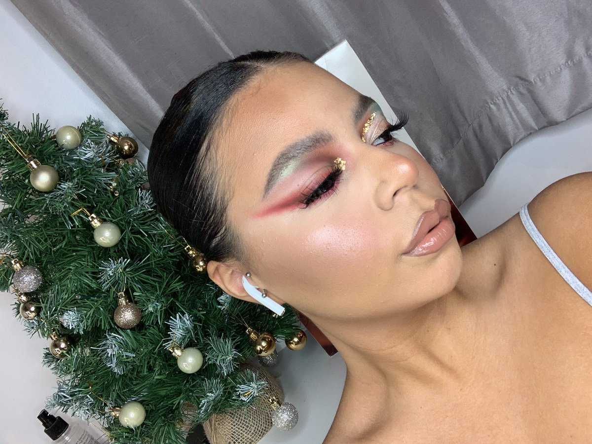 T I A 🐉 tweet media