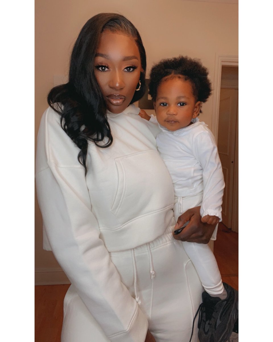 gbbeautees's tweet image. Matching small small
Tracksuit @missyempire 
Lala outfit @primark 
#mummyblog #mummyblogger #mumlife #mumblog #motherhoodunplugged #mummyanddaughter #mumsofinstagram #mummybloggeruk #motherhood #mummylife #baby #k #discoverunder #parenthood #mummy #mummybloggers #babyblog